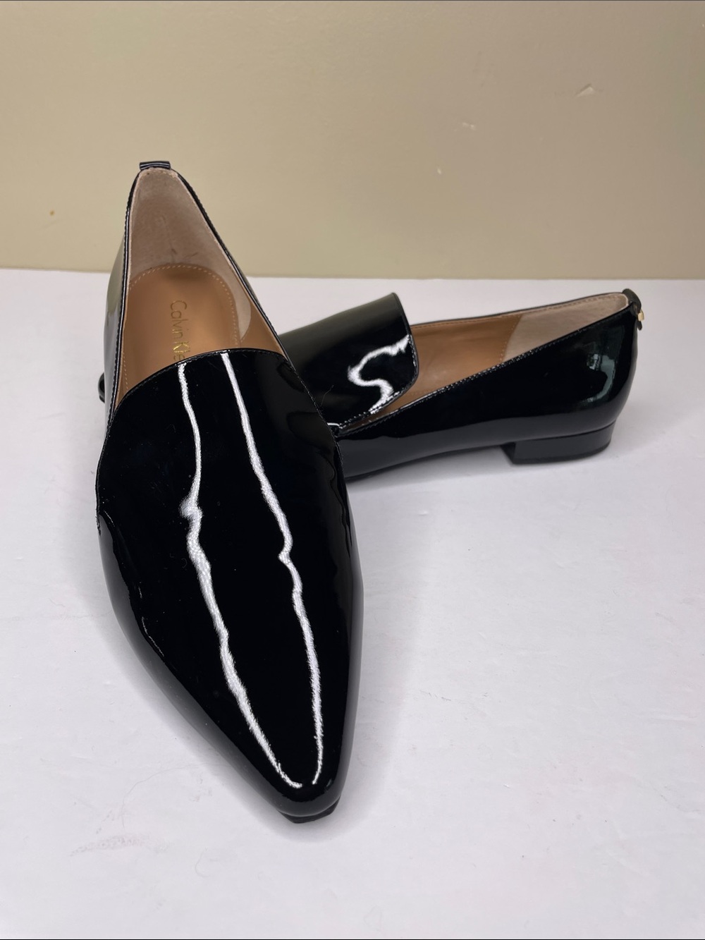 CALVIN KLEIN Black ELIN Patent Leather Office Siren Essential Oxblood Loafers 7